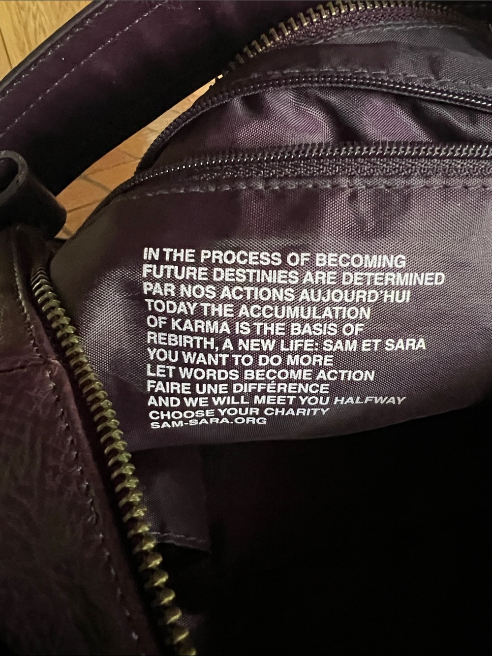 Women's Shoulder Bag in Deep Plum vegan - Picture 16 of 16